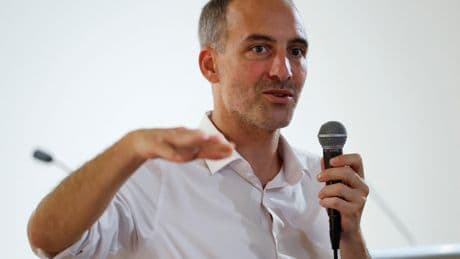«C’est définitif» : Raphaël Glucksmann exclut toute alliance électorale avec LFI
