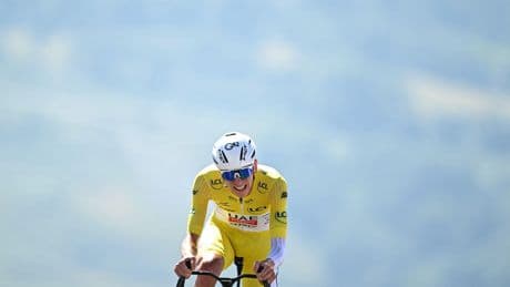 LIVE Tour de France: Remco Evenepoel stapt uit de ronde op Tourmalet, Thymen Arensman valt aan