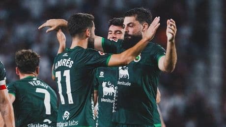 Villalibre sigue en racha: doblete saliendo desde el banquillo para darle la victoria al Racing