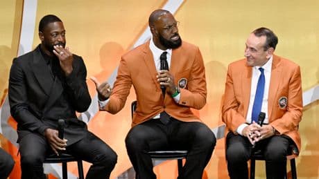 LeBron James uses basketball diplomacy to bridge US-China tensions