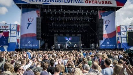 Frisse Bevrijdingsdag, maar jas en zonnebrand geen overbodige luxe