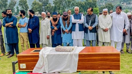 Dozens killed as India and Pakistan heighten violence over Kashmir