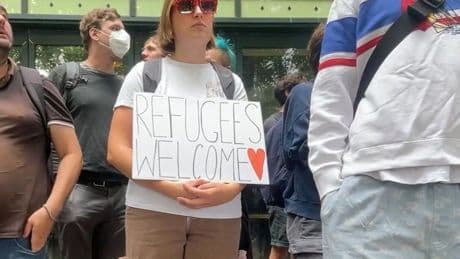 Watch: Anti-migrant and anti-racism protests held in Bristol