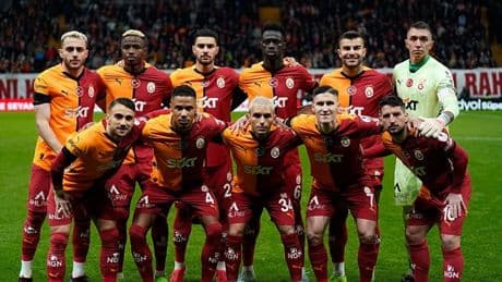 Galatasaray'ın Trabzonspor maçı kamp kadrosu açıklandı