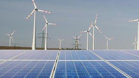 Enerjide yeni yasal düzenlemelerle yatırım süreçleri 1,5 yıla düşecek