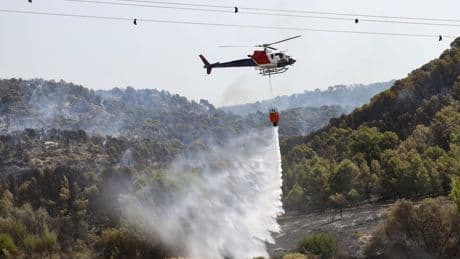 Los seis aviones y helicópteros clave en la lucha contra los incendios forestales