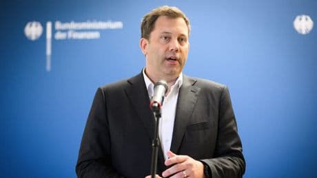 Kommentar zu Mega-Schulden - Wo setzt die Regierung den Rotstift an?