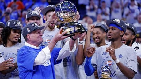 Oklahoma City plaatst zich als eerste basketbalploeg voor NBA-finale