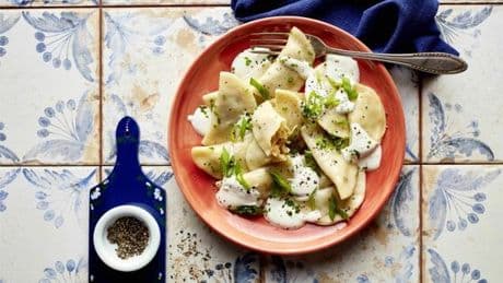 Oma Wandas Pilz-Sauerkraut-Teigtaschen