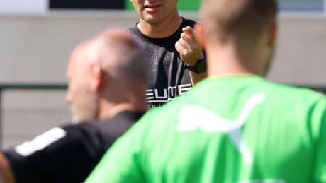 Diks setzt mit dem Training aus: So formiert Seoane Borussia im Elf-gegen-Elf