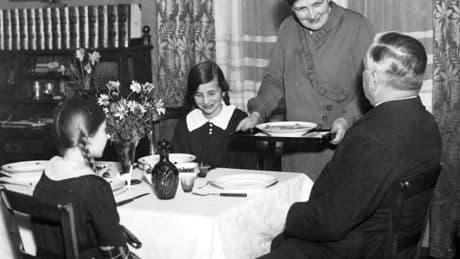 Prantls Blick: Familie ist der Ort, an dem der Mensch zu Ende geboren wird