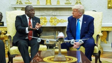 Staatsbesuch: „Genozid“-Vorwurf: Trump führt Südafrikas Präsidenten im Oval Office öffentlich vor