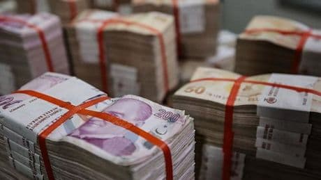Hazine 2 ihalede 14,3 milyar lira borçlandı