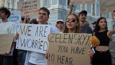 Selenskyj kündigt Lügendetektortests für Staatsdiener an