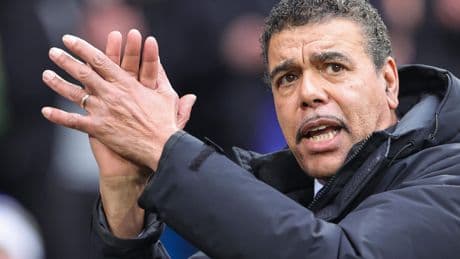 Oud-prof en -verslaggever Chris Kamara open over aandoening: ’Kom niet normaal de trap af’