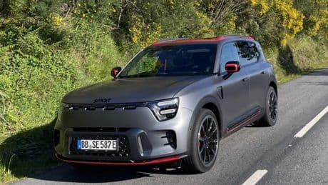 #5 Brabus, com’è e come va la Smart più grande e veloce di sempre
