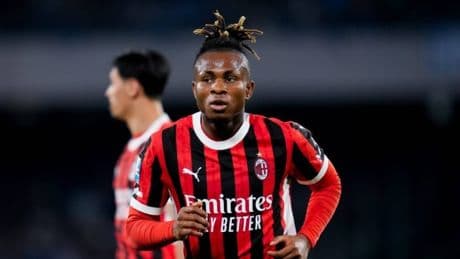Beşiktaş ve Fenerbahçe transferde karşı karşıya! Milan'lı kanadın menajeri 2 takımla da görüşecek