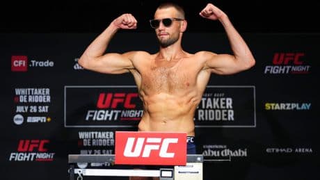 Reinier de Ridder maakt indruk bij UFC en is klaar voor clash: ’Geef mezelf goede kans tegen Robert Whittaker’