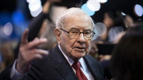 'Superbelegger' Warren Buffett (94) kondigt terugtreden aan