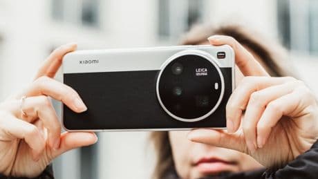 Diez años después, Xiaomi ha recuperado la corona del smartphone en China. Y lo ha hecho siendo más Huawei que nunca