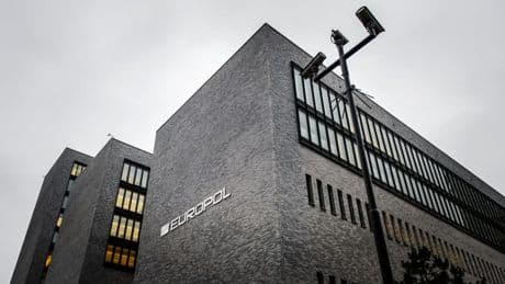 Un "empire" des cyberattaques "mis hors d'état de nuire" par Europol