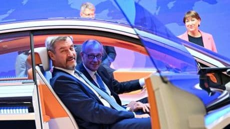 IAA 2025: Politiker und Autolobby gegen EU-Verbrennerverbot