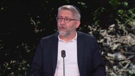 Arbre en hommage à Ilan Halimi abattu: le grand rabbin Haïm Korsia estime que les auteurs ont voulu "déraciner sa mémoire"