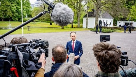 Minister Van Hijum: Aanpassing pensioenplan leidt tot zeker twee jaar vertraging