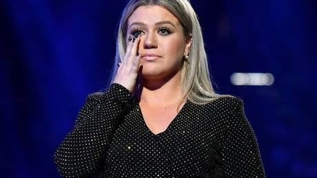 Kelly Clarkson makes huge career decision after death of ex-husband