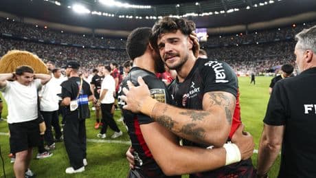 Top 14 : 36 heures après la finale, le Toulousain Romain Ntamack a été opéré