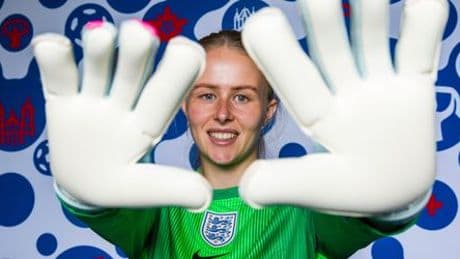 England wird Europameister: Torhüterin Hannah Hampton leidet unter Augenkrankheit