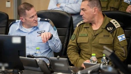 El ministro de Defensa de Israel asegura que el Ejército "acatará" la decisión de Netanyahu sobre los planes para ocupar Gaza