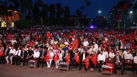 15 Temmuz’un 9. yıldönümünde Türkiye meydanlarda
