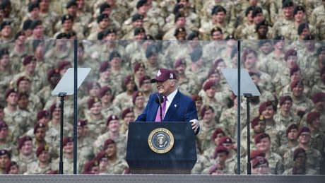 Malgré ses déclarations tonitruantes, Donald Trump expulse moins d'immigrés que Barack Obama