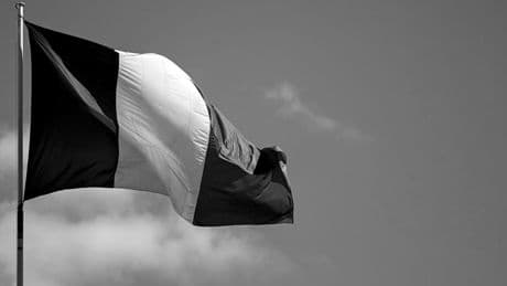 Francia al borde de la quiebra. España, por el mismo camino