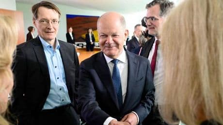 Bis zu 240.000 Euro in zwei Jahren – Das verdienen die Ex-Minister nach ihrer Amtszeit