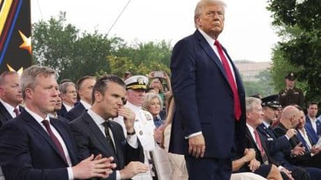 "Il programma nucleare di Teheran non è stato distrutto". È scontro tra 007 e Trump