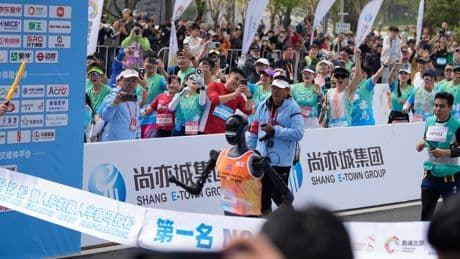 No sweat: Humanoid robots run a Chinese half-marathon alongside flesh-and-blood competitors