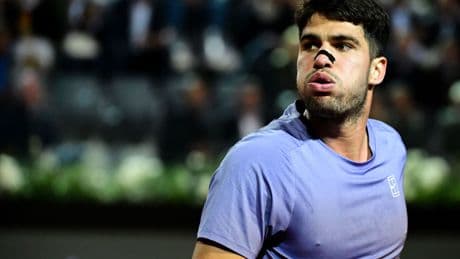 Si no se puede divertir, sólo le queda ganar: Alcaraz ya está en octavos del Masters 1000 de Roma