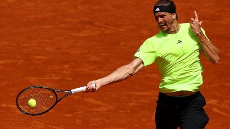 Nach Aufgabe im Viertelfinale: Nur eine Fliege stoppt Zverev kurz