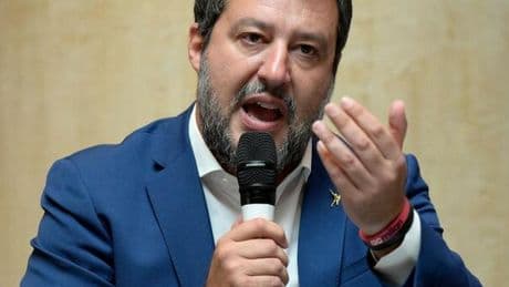 Sale la tensione tra Italia e Francia, Salvini: «Macron è un po? permaloso»