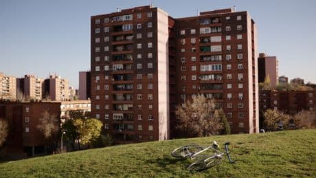 Una sociedad a dos velocidades: con la vivienda por las nubes, España nunca había ganado tanto con los alquileres