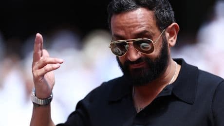 Présidentielle : pourquoi Cyril Hanouna souffle le chaud et le froid entre la télé et la politique
