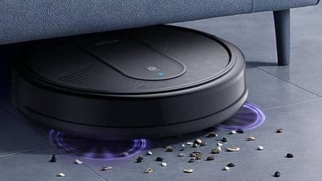 Amazon's 'very effective' robot vacuum is 53% off when shoppers do one quick thing