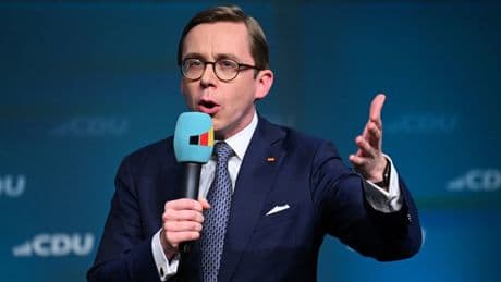 Politikerphrasen: Ärmel hoch und einfach machen!