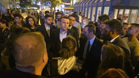 Özgür Çelik'ten gözaltılara tepki: Kimseyi yalnız bırakmayacağız