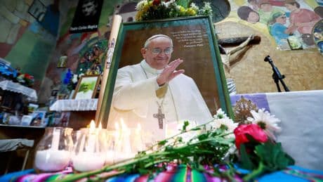 L’AVC du pape François est-il lié à son hospitalisation récente ?