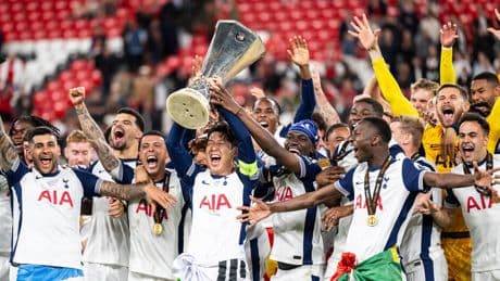 Fußball: Treten für den Frieden