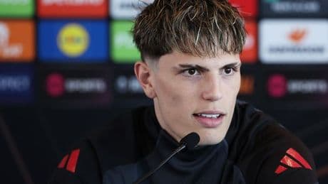 Alejandro Garnacho makes statement on Manchester United transfer exit