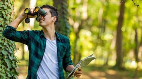 Besser beobachten: Ferngläser im Test